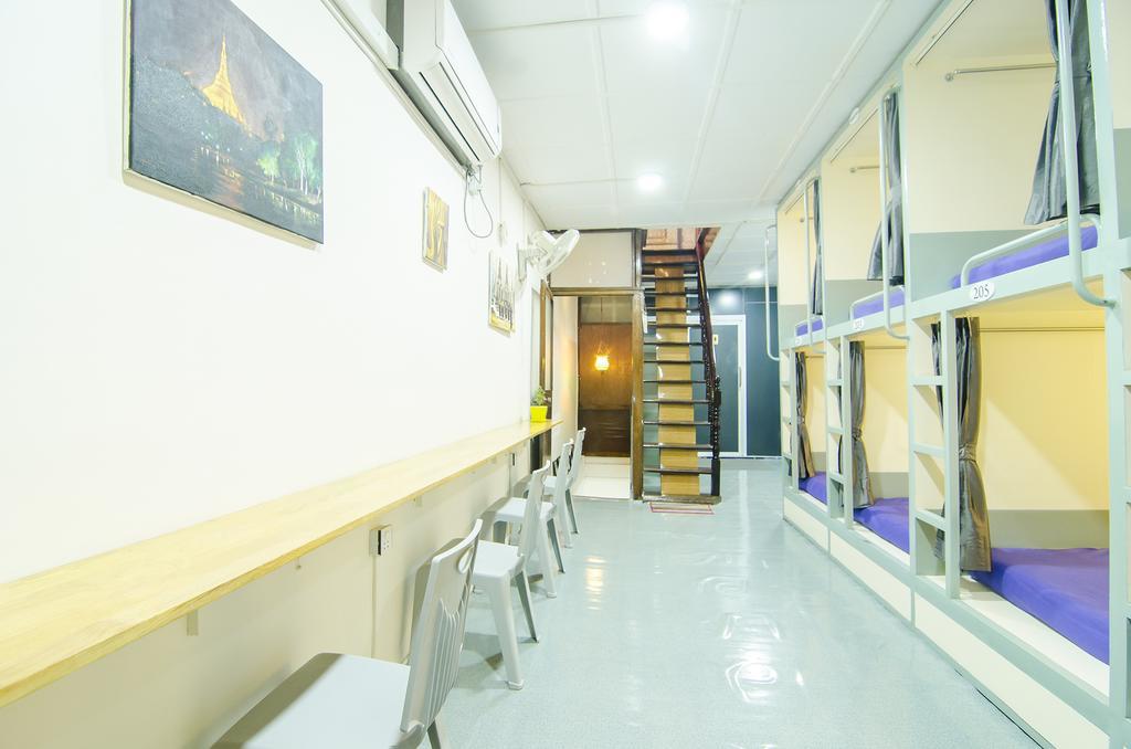Min Galar Par Hostel 양곤 외부 사진